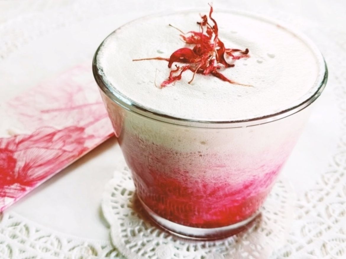 Rezept für schöne Haut: Veganer Beetroot Latte